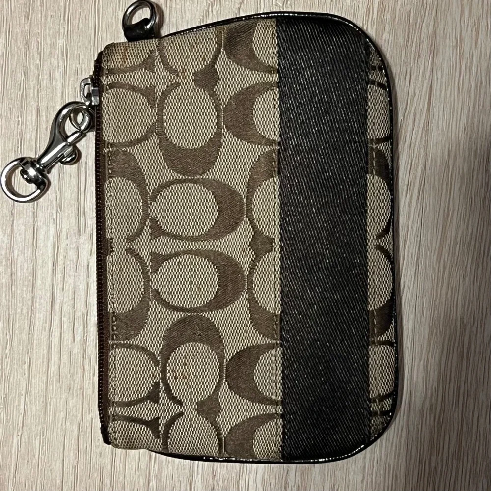 Coach Signature Monogram Brown Canvas Wristlet Pouch Zip Top